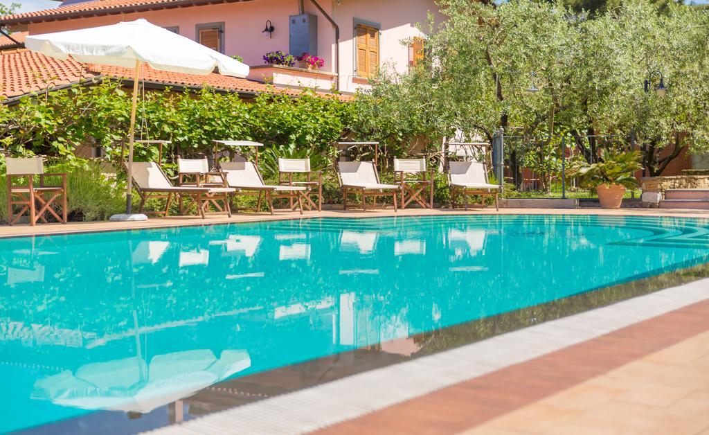 Hotel Il Buongustaio Massa  Extérieur photo