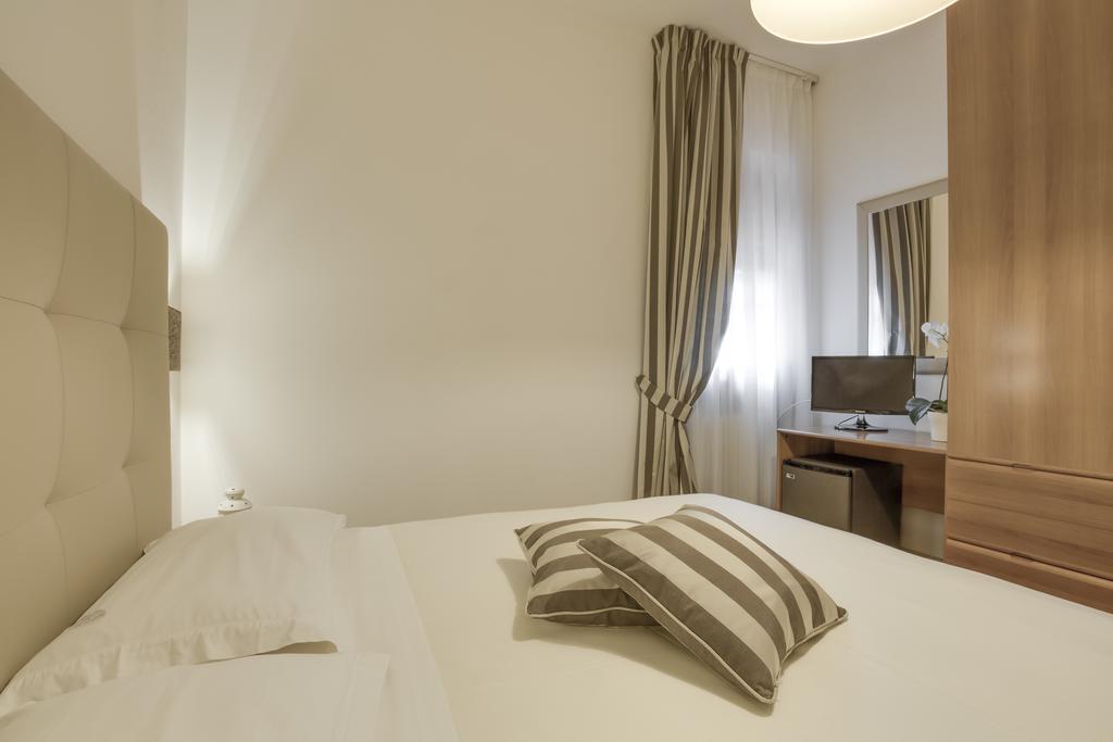 Hotel Il Buongustaio Massa  Extérieur photo