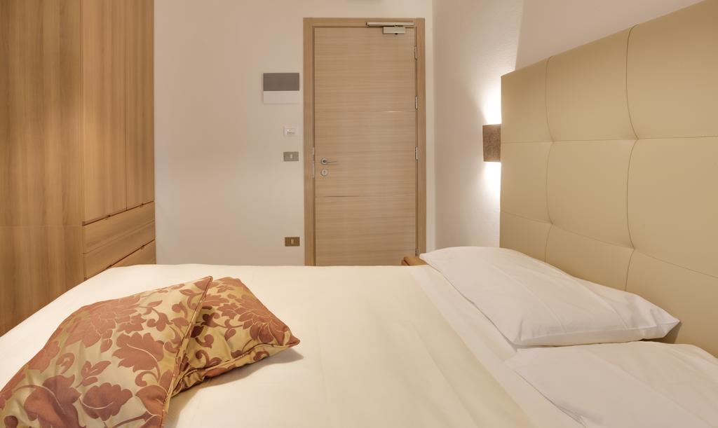 Hotel Il Buongustaio Massa  Extérieur photo